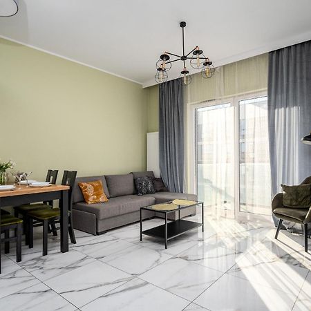 Prymasa Tysiaclecia 83A Separate Bedroom Free Garage By Perfect Apart 634 Warsaw Luaran gambar