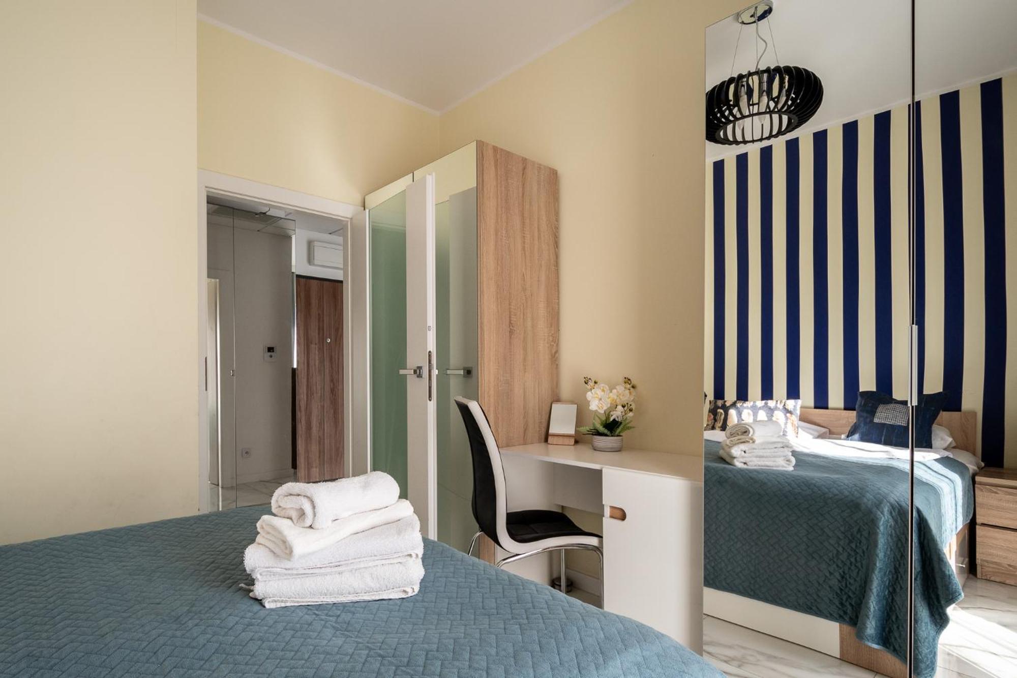 Prymasa Tysiaclecia 83A Separate Bedroom Free Garage By Perfect Apart 634 Warsaw Luaran gambar